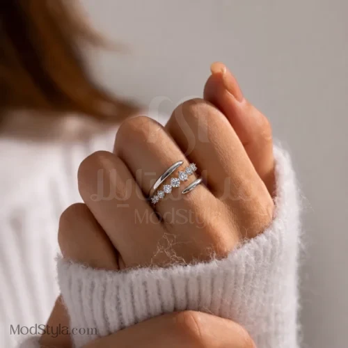 جزئیات نگین‌های انگشتر زنانه ژوپینگ نقره ای